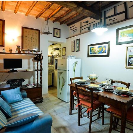 דירות Isola d'Arbia Loft In Antico Mulino מראה חיצוני תמונה